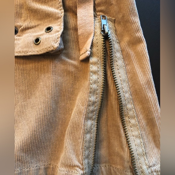 UNIF Hack tan corduroy tactical mini skirt - Picture 12 of 13